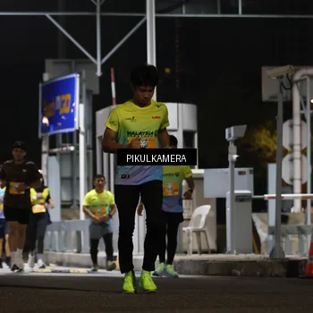 Runner Photo 7087912