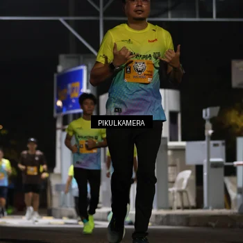 Runner Photo 7087913