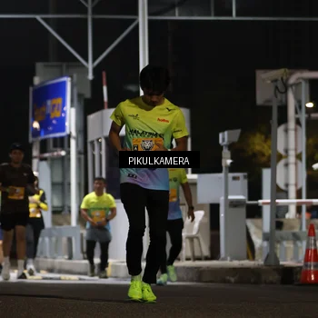 Runner Photo 7087916