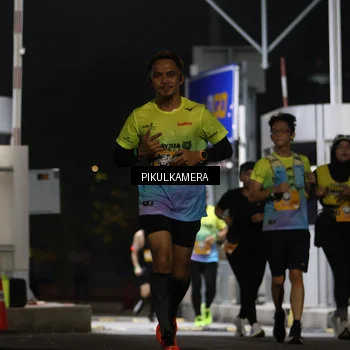 Runner Photo 7087929