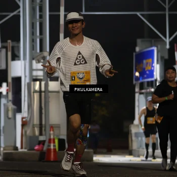 Runner Photo 7087940