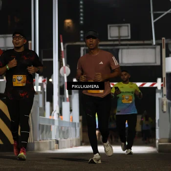 Runner Photo 7087946