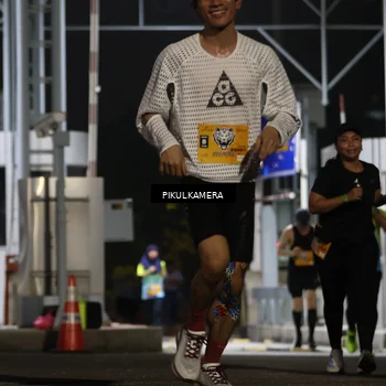 Runner Photo 7087948