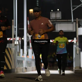 Runner Photo 7087951