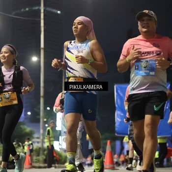 Runner Photo 7088000