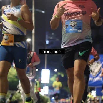 Runner Photo 7088001