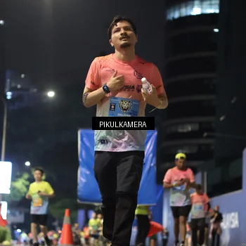 Runner Photo 7088006