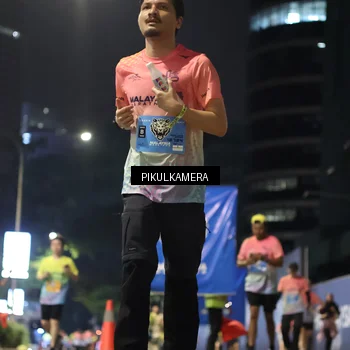 Runner Photo 7088008