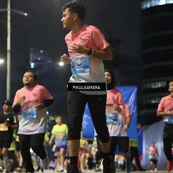 Runner Photo 7088048