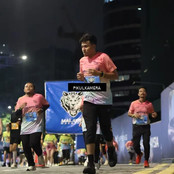 Runner Photo 7088052