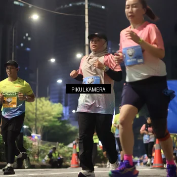 Runner Photo 7088074