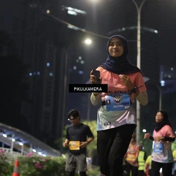 Runner Photo 7088083
