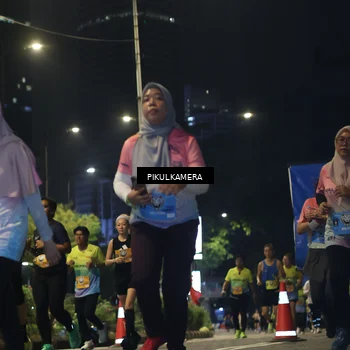 Runner Photo 7088110