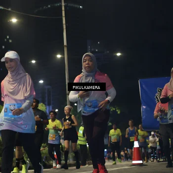 Runner Photo 7088115