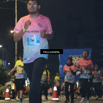 Runner Photo 7088118
