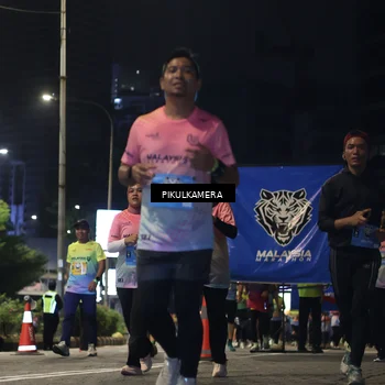 Runner Photo 7088121