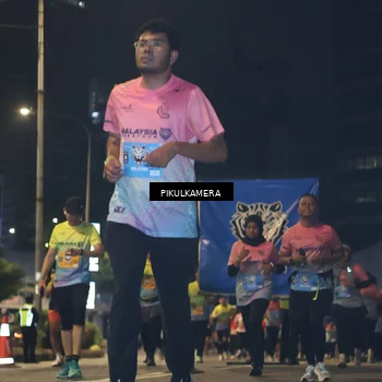 Runner Photo 7088126