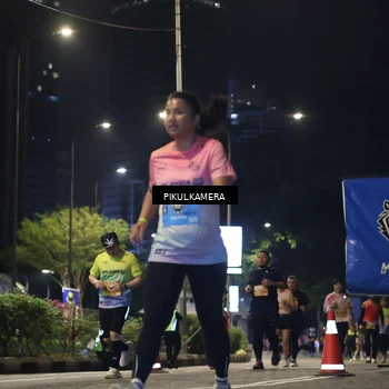 Runner Photo 7088128