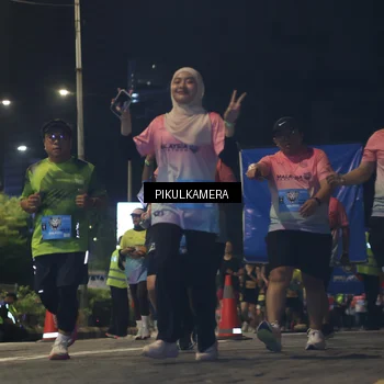 Runner Photo 7088170