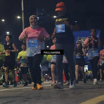 Runner Photo 7088176