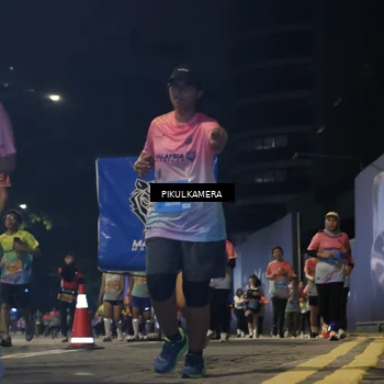 Runner Photo 7088178