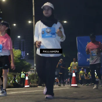 Runner Photo 7088190