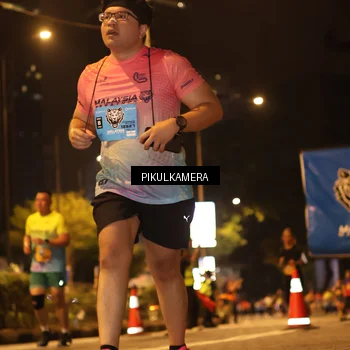 Runner Photo 7088257