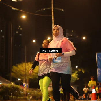 Runner Photo 7088275