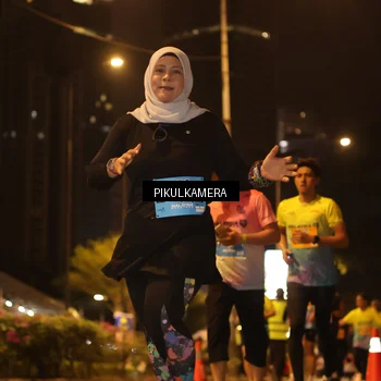 Runner Photo 7088378