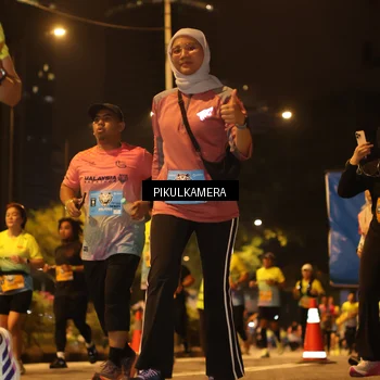 Runner Photo 7088381