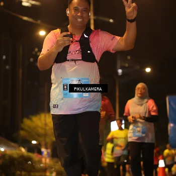 Runner Photo 7088396