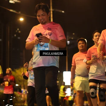 Runner Photo 7088402