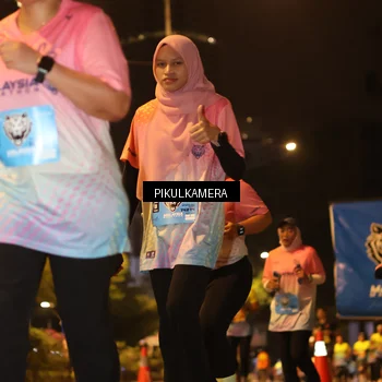 Runner Photo 7088413