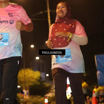 Runner Photo 7088425