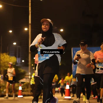 Runner Photo 7088443