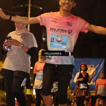 Runner Photo 7088445