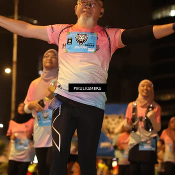 Runner Photo 7088454