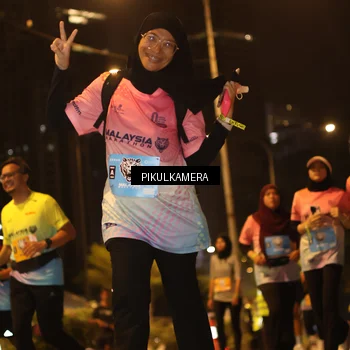 Runner Photo 7088540