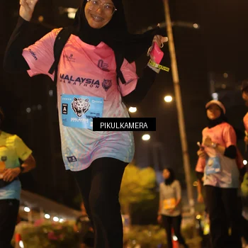 Runner Photo 7088541