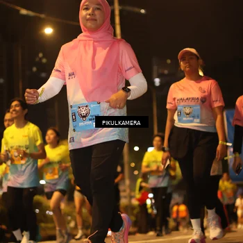 Runner Photo 7088687