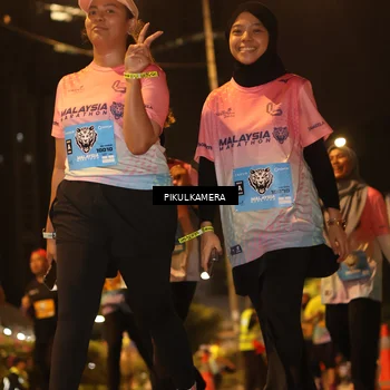 Runner Photo 7088691
