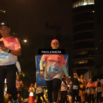 Runner Photo 7088766