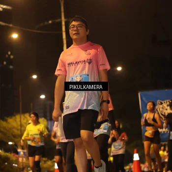 Runner Photo 7088768