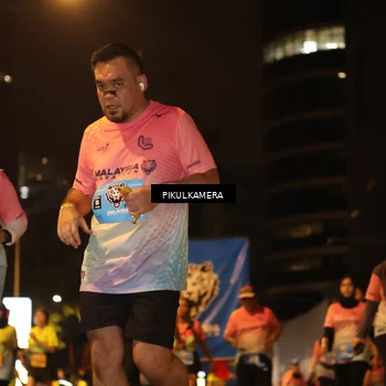 Runner Photo 7088802