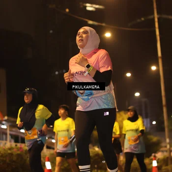 Runner Photo 7088816