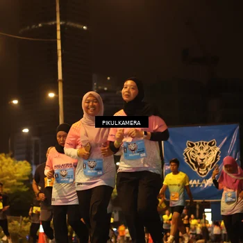 Runner Photo 7088818