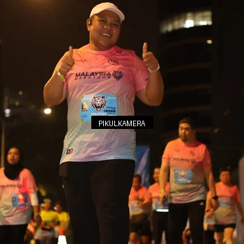 Runner Photo 7088896