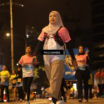 Runner Photo 7088928