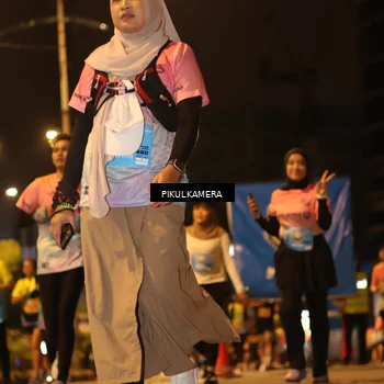 Runner Photo 7088929