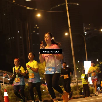 Runner Photo 7088959